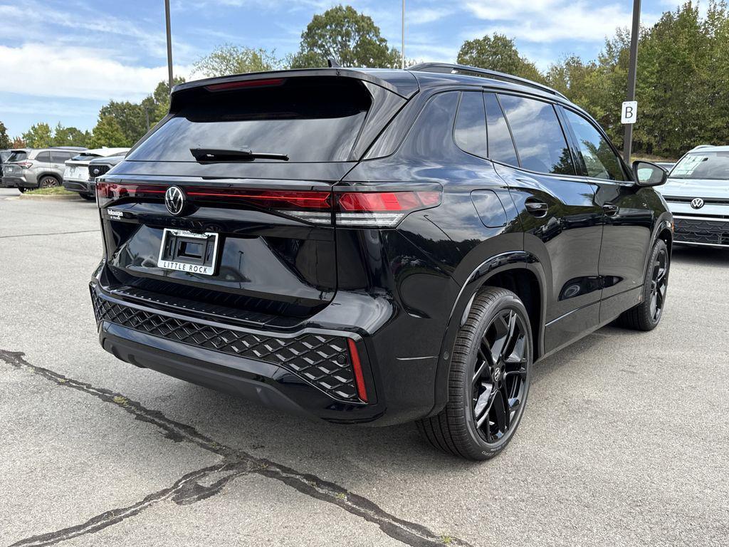 new 2025 Volkswagen Tiguan car, priced at $37,747