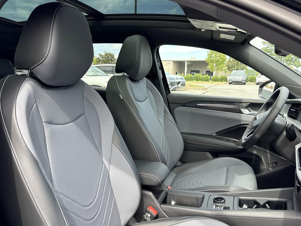new 2025 Volkswagen Tiguan car, priced at $37,747