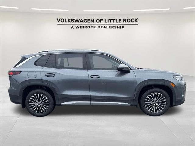 new 2025 Volkswagen Tiguan car, priced at $31,811