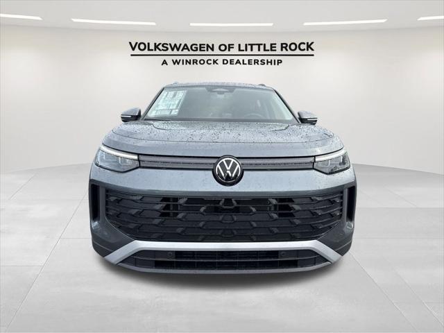 new 2025 Volkswagen Tiguan car, priced at $31,811