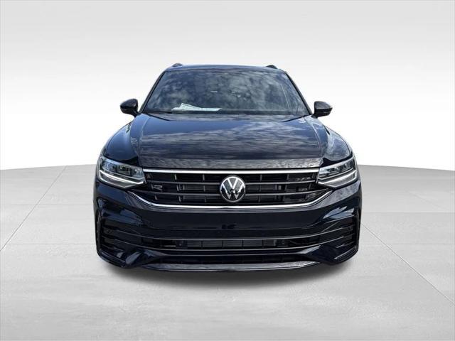 new 2024 Volkswagen Tiguan car, priced at $32,122