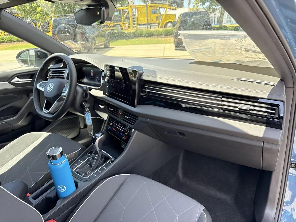 new 2025 Volkswagen Jetta car, priced at $25,024