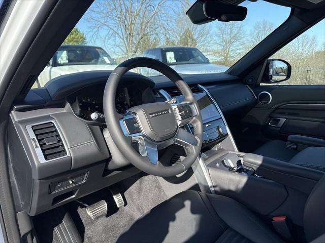 new 2025 Land Rover Discovery car, priced at $86,478