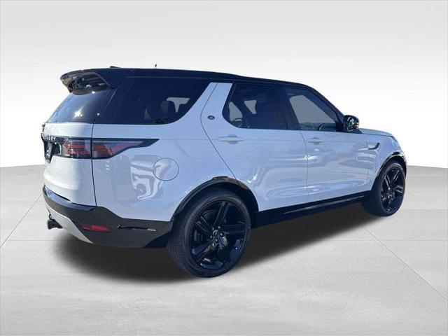 new 2025 Land Rover Discovery car, priced at $86,478