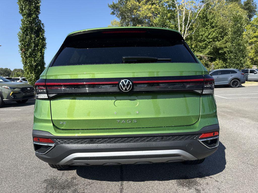 new 2025 Volkswagen Taos car, priced at $31,111