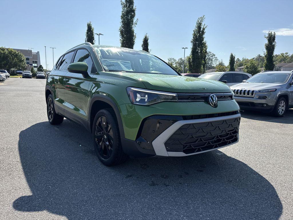 new 2025 Volkswagen Taos car, priced at $31,111