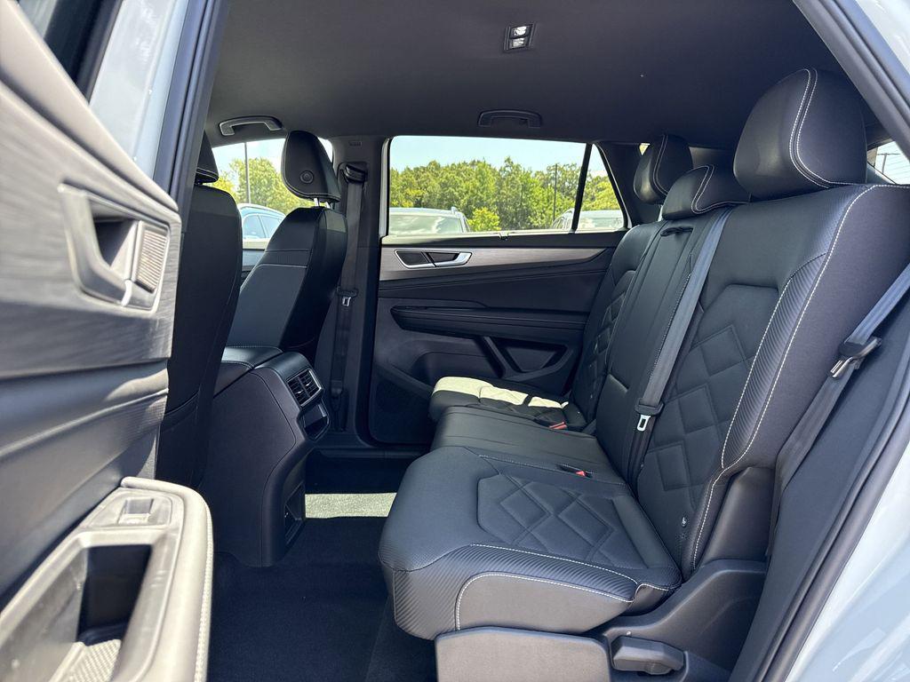 new 2025 Volkswagen Atlas Cross Sport car, priced at $42,732