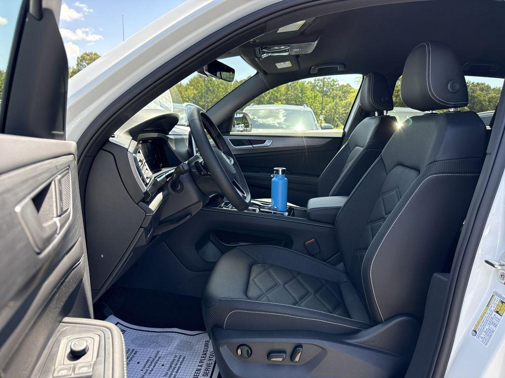 new 2025 Volkswagen Atlas Cross Sport car, priced at $41,732