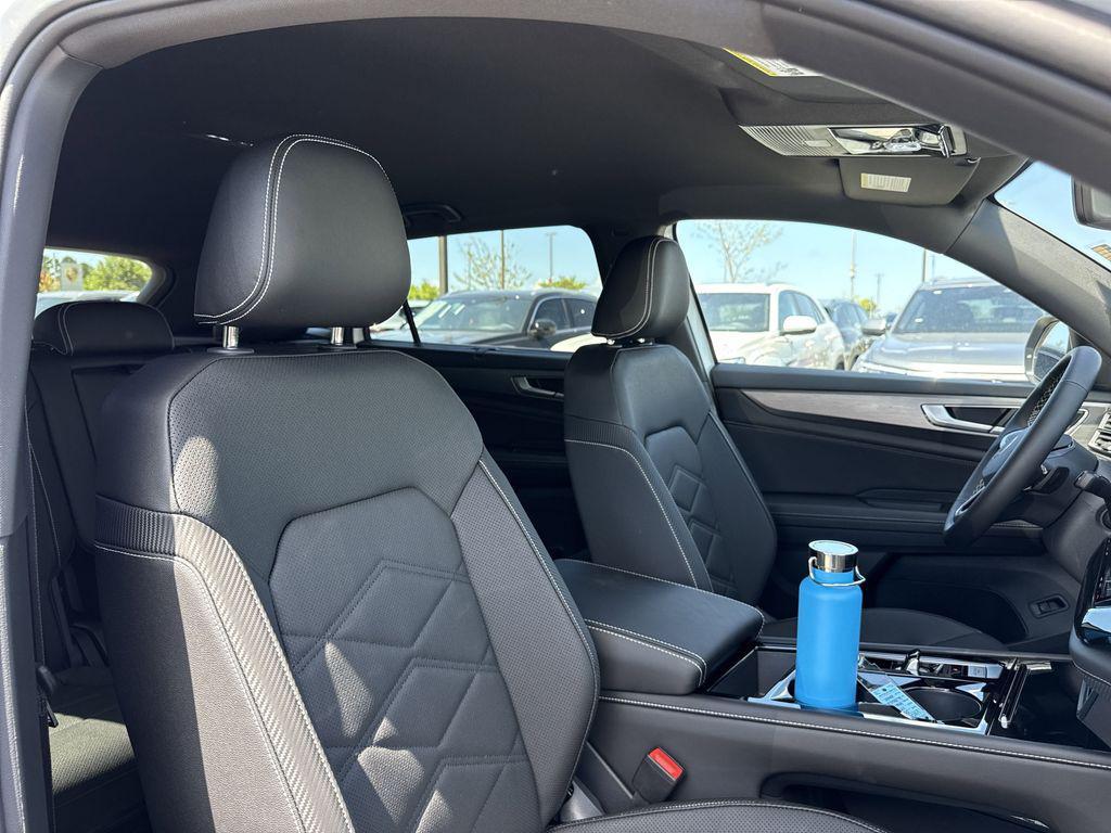 new 2025 Volkswagen Atlas Cross Sport car, priced at $42,732