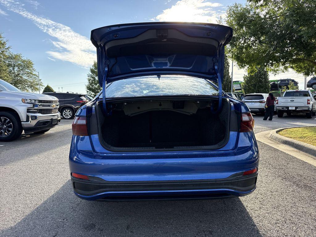 used 2024 Volkswagen Jetta car, priced at $21,000