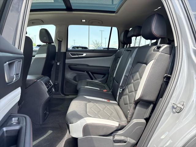 new 2025 Volkswagen Atlas car, priced at $48,114