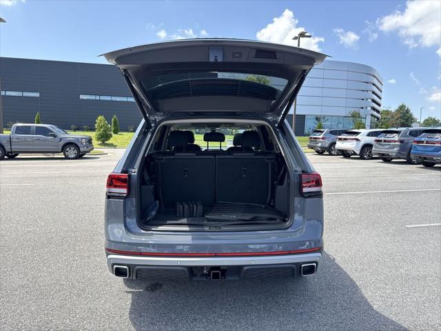new 2025 Volkswagen Atlas car, priced at $48,114
