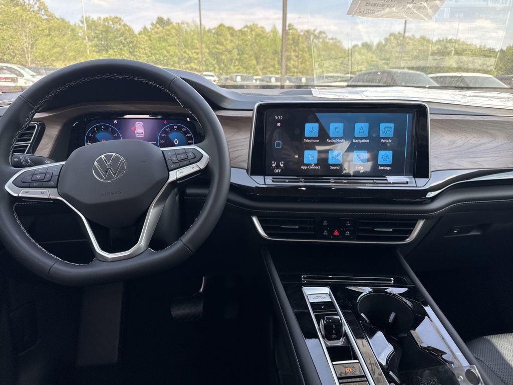 new 2025 Volkswagen Atlas car, priced at $45,200