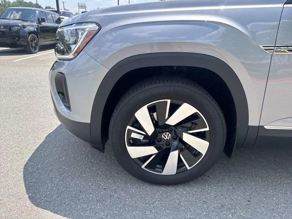 new 2025 Volkswagen Atlas Cross Sport car, priced at $47,089
