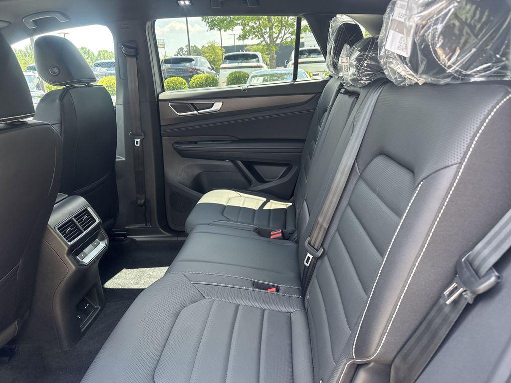 new 2025 Volkswagen Atlas Cross Sport car, priced at $48,089
