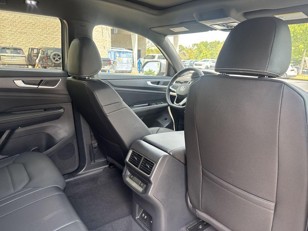 new 2025 Volkswagen Atlas Cross Sport car, priced at $47,089