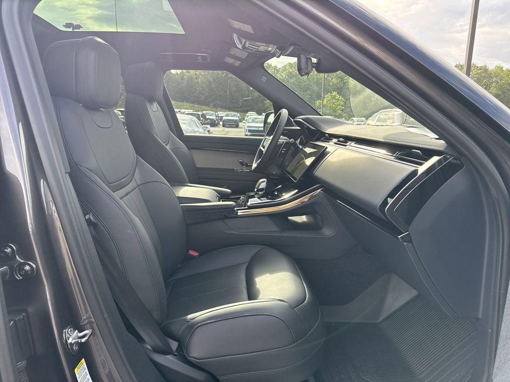 new 2025 Land Rover Range Rover Sport car, priced at $97,060