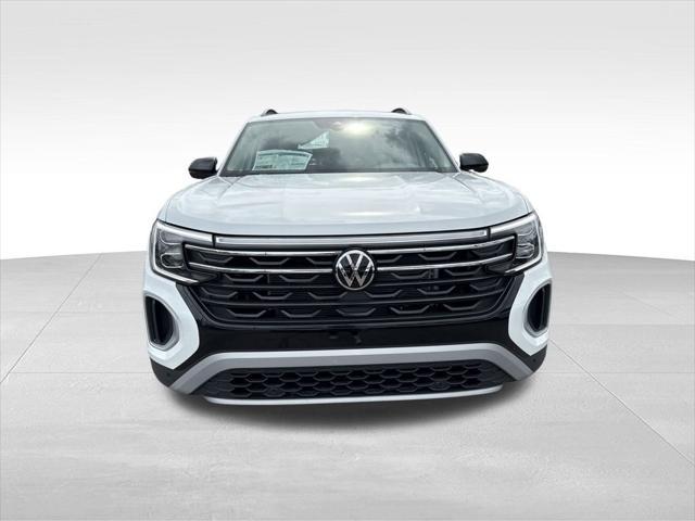 new 2025 Volkswagen Atlas car, priced at $46,577