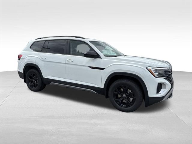 new 2025 Volkswagen Atlas car, priced at $46,577