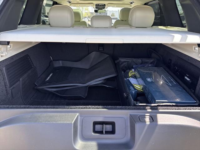 new 2025 Land Rover Range Rover car, priced at $130,100
