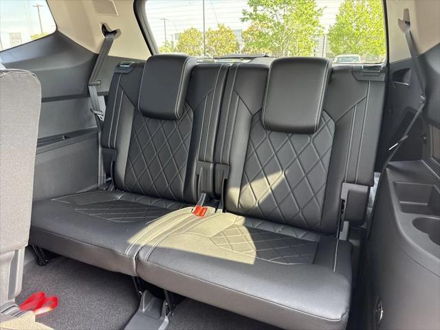 new 2025 Volkswagen Atlas car, priced at $53,548