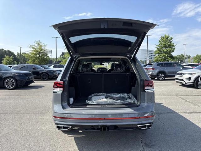 new 2025 Volkswagen Atlas car, priced at $53,548