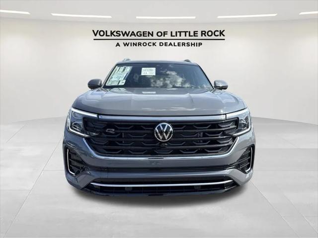 new 2025 Volkswagen Atlas car, priced at $53,548