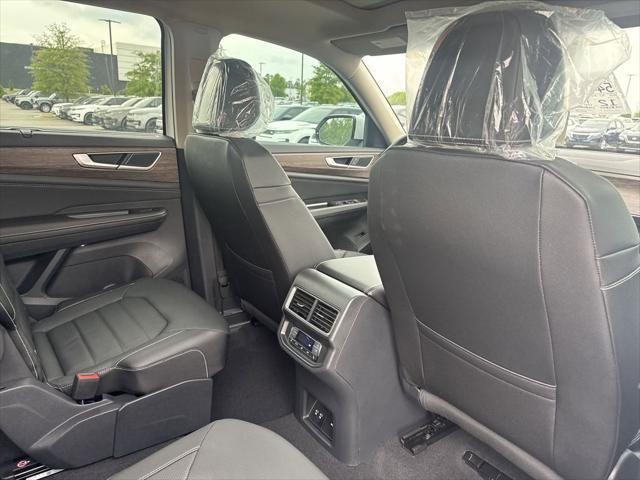 new 2025 Volkswagen Atlas car, priced at $48,107