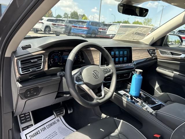 new 2025 Volkswagen Atlas car, priced at $53,911