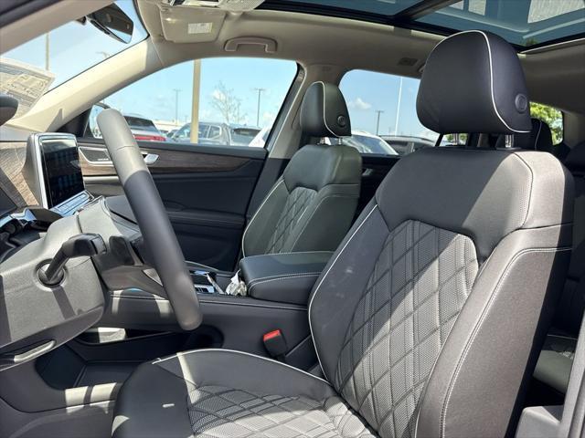 new 2025 Volkswagen Atlas car, priced at $53,911
