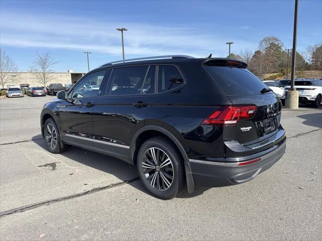 new 2024 Volkswagen Tiguan car, priced at $27,927