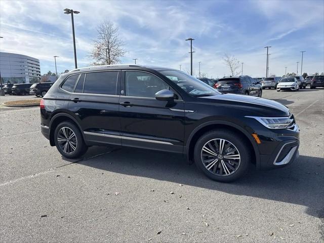 new 2024 Volkswagen Tiguan car, priced at $27,927