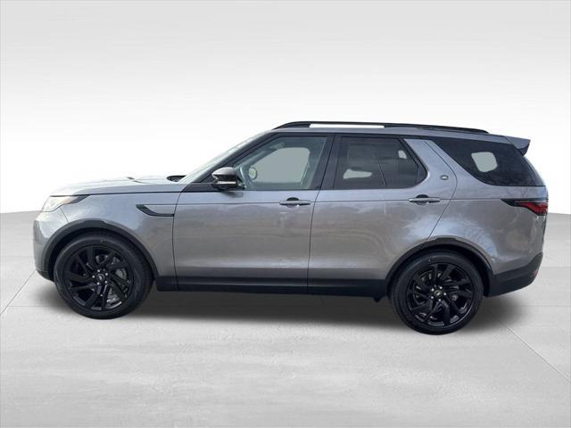 new 2025 Land Rover Discovery car, priced at $71,578