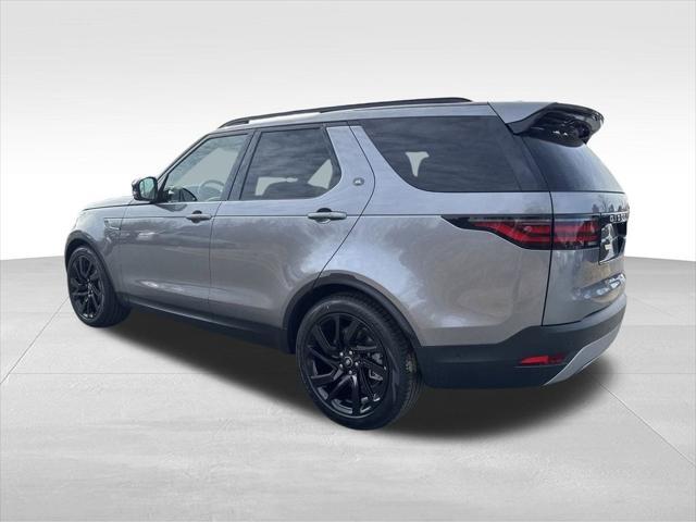 new 2025 Land Rover Discovery car, priced at $71,578