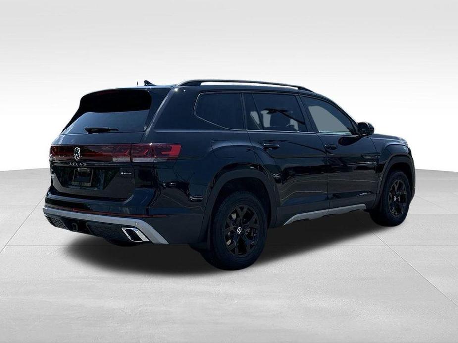 new 2024 Volkswagen Atlas car, priced at $45,265