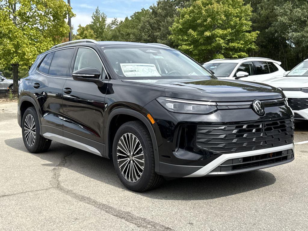 new 2025 Volkswagen Tiguan car, priced at $31,350