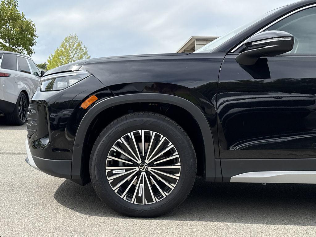 new 2025 Volkswagen Tiguan car, priced at $31,350