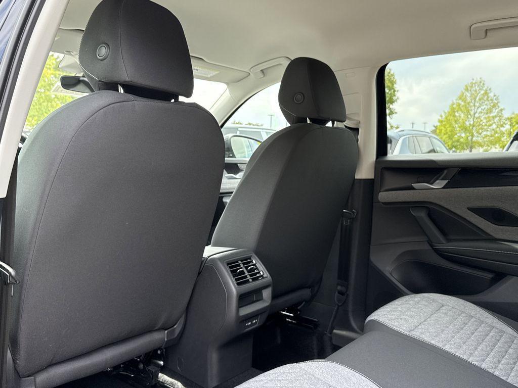 new 2025 Volkswagen Tiguan car, priced at $31,350