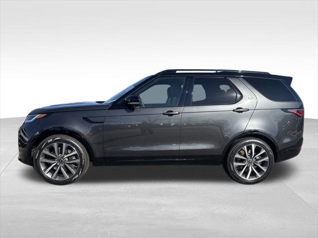 new 2025 Land Rover Discovery car, priced at $76,568