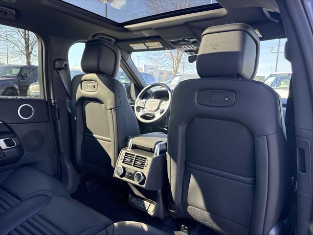 new 2025 Land Rover Discovery car, priced at $76,568