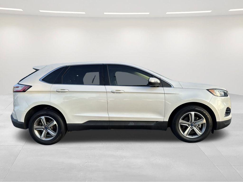 used 2019 Ford Edge car, priced at $14,000