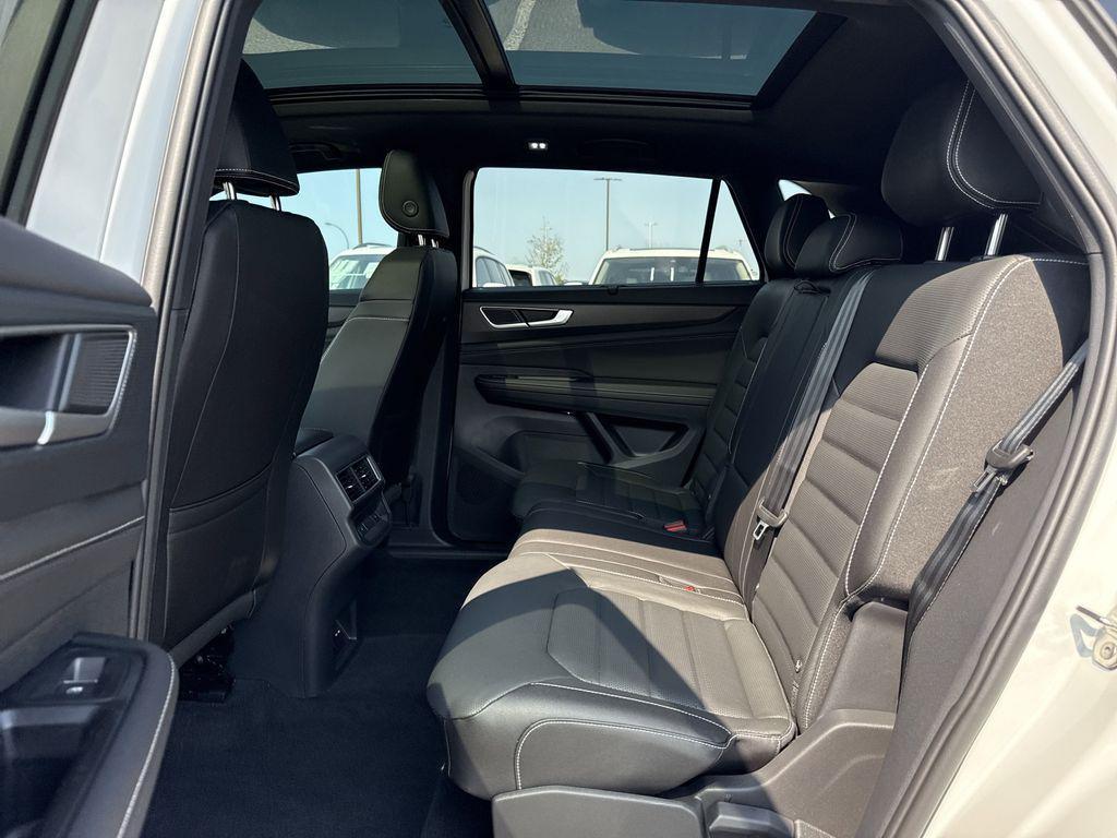 new 2025 Volkswagen Atlas Cross Sport car, priced at $48,526