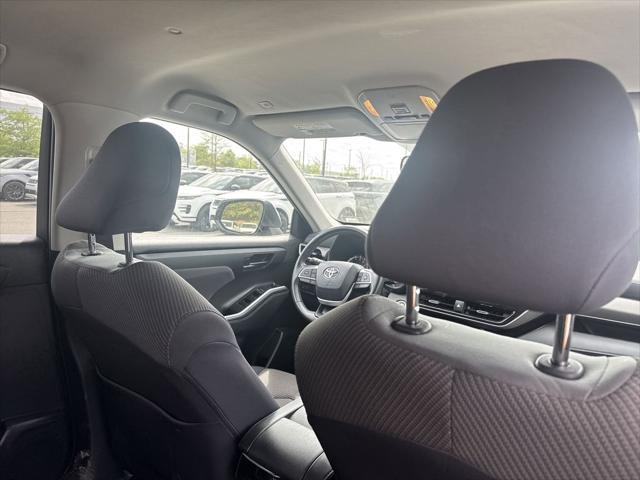 used 2023 Toyota Highlander car, priced at $32,500