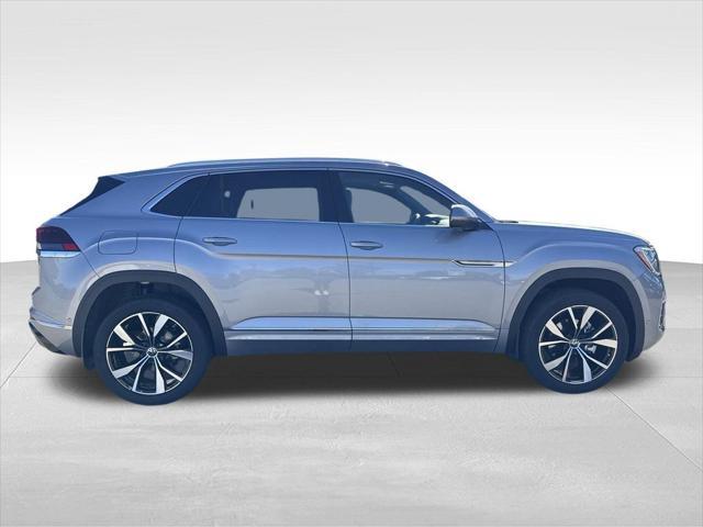 new 2025 Volkswagen Atlas Cross Sport car, priced at $51,262