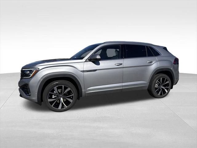 new 2025 Volkswagen Atlas Cross Sport car, priced at $51,262