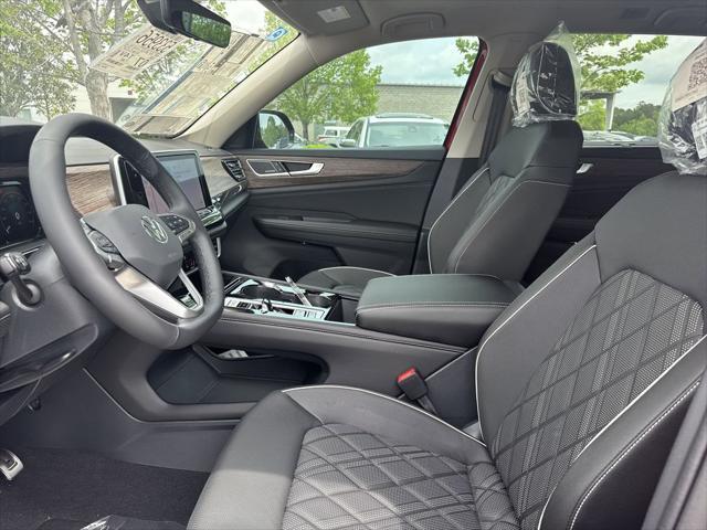 new 2025 Volkswagen Atlas car, priced at $52,348