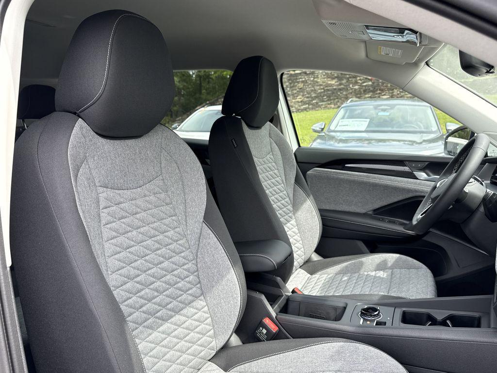 new 2025 Volkswagen Tiguan car, priced at $31,336