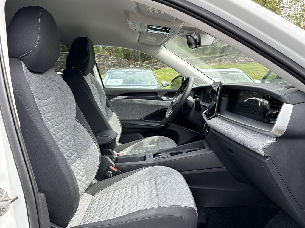 new 2025 Volkswagen Tiguan car, priced at $31,336