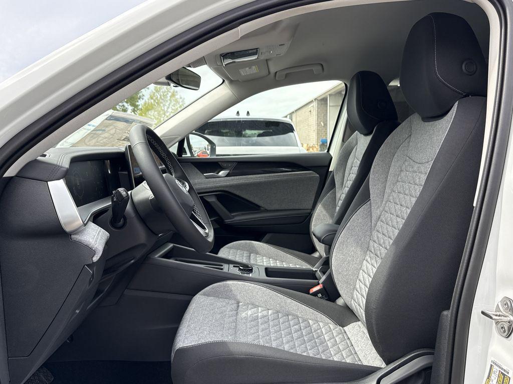 new 2025 Volkswagen Tiguan car, priced at $31,336