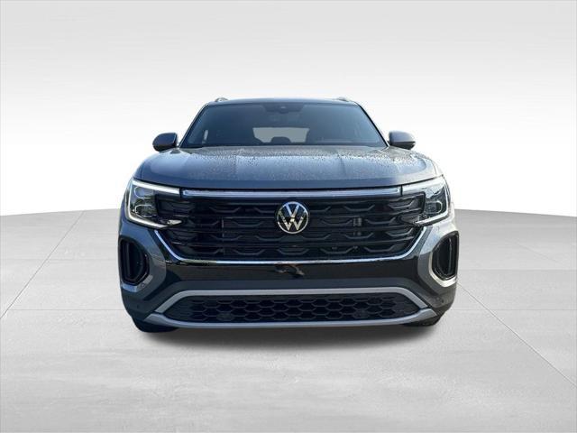 new 2024 Volkswagen Atlas Cross Sport car, priced at $36,510